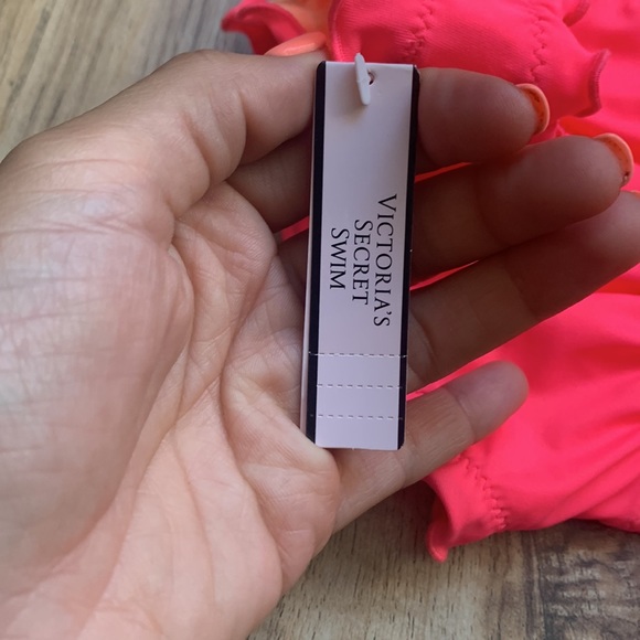 NWT bikini cheeky VS bottom - Picture 3 of 5